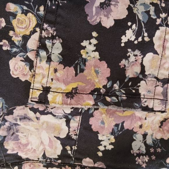 Wild fable floral romper denim overall with zipper size small - Picture 7 of 10